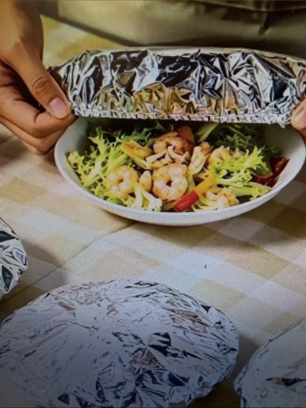 ❣️5/$25❣️ 10! Reusable Aluminum Foil Food Covers - Set of Round Covers